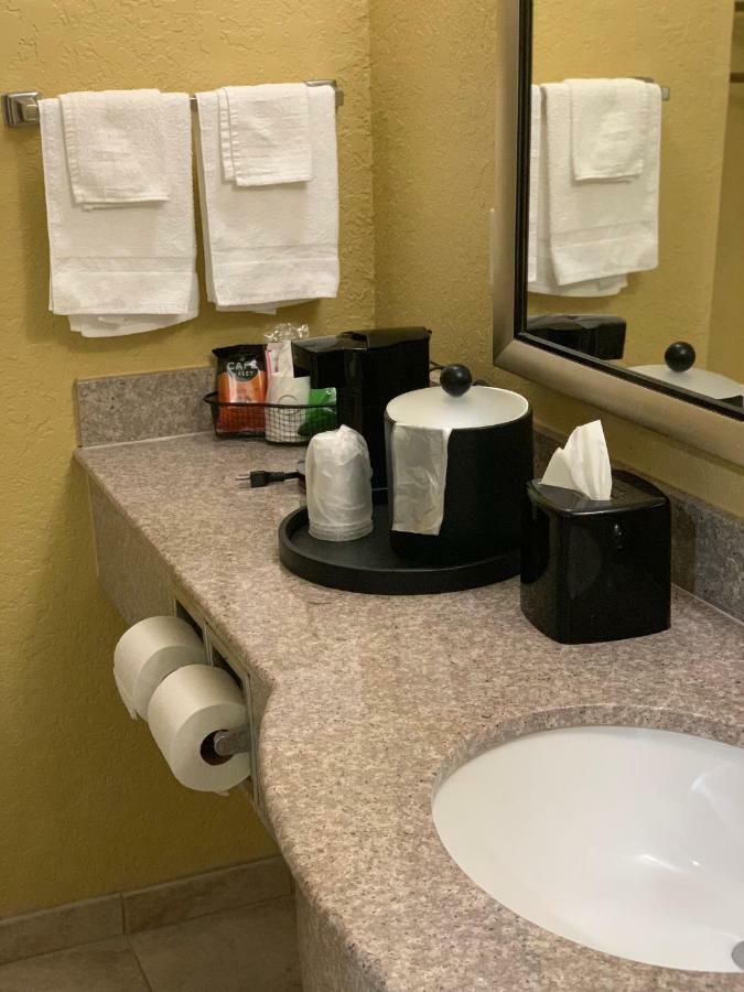 Ambassador Inn & Suites Tuscaloosa Ngoại thất bức ảnh