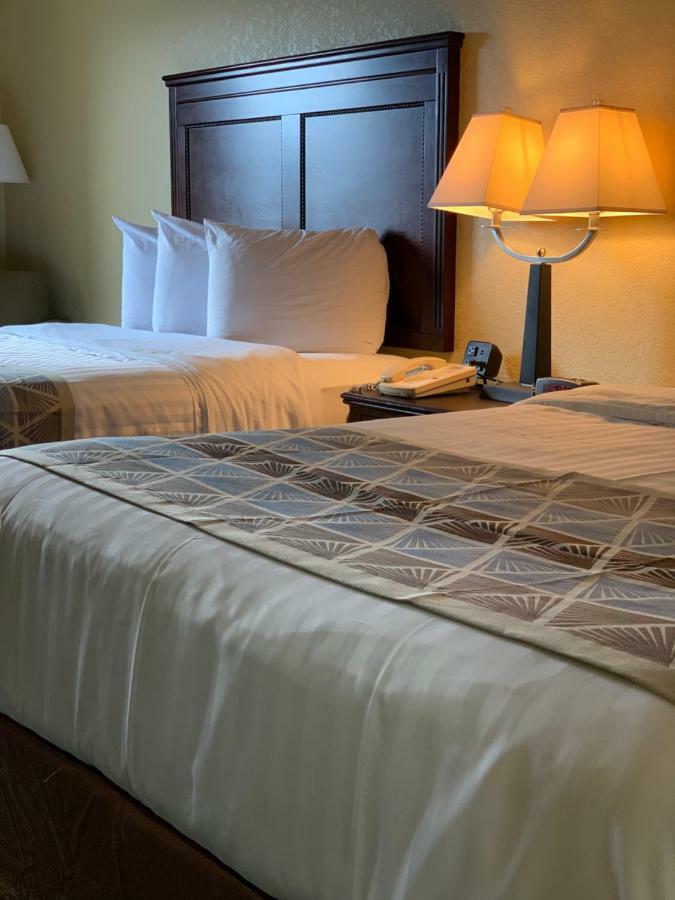 Ambassador Inn & Suites Tuscaloosa Ngoại thất bức ảnh