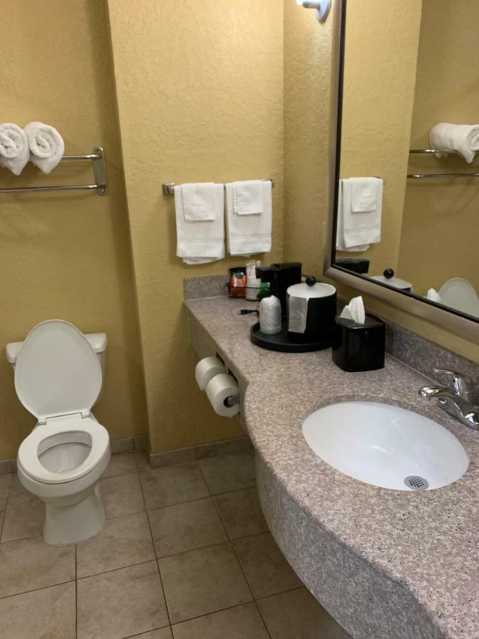 Ambassador Inn & Suites Tuscaloosa Ngoại thất bức ảnh